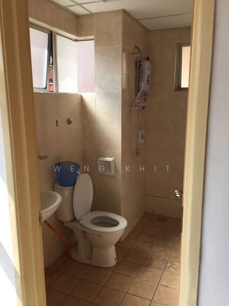 Condominium for Sale at Wangsa Metroview - Weng Khit - Bathroom - PropertyGuru.com.my