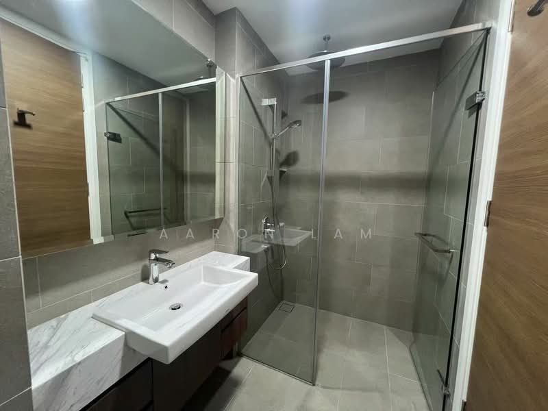 Service Residence for Sale at Aria - Aaron Lam - Bathroom - PropertyGuru.com.my