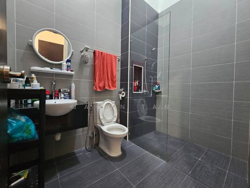 Cluster House for Sale in Eco Spring (Johor Bahru) - Jason Tan - Bathroom - PropertyGuru.com.my