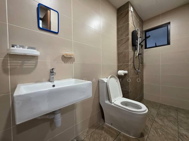 Service Residence for Sale at Veranda Residence - Belinda Choo - Bathroom - PropertyGuru.com.my