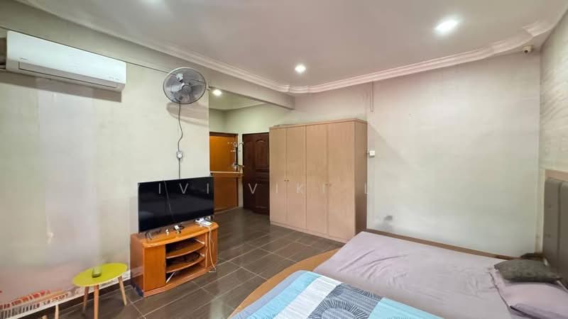 2-storey Terraced House for Sale in Taman Ungku Tun Aminah (Skudai) - Vivi Viki Lee - Bedroom - PropertyGuru.com.my