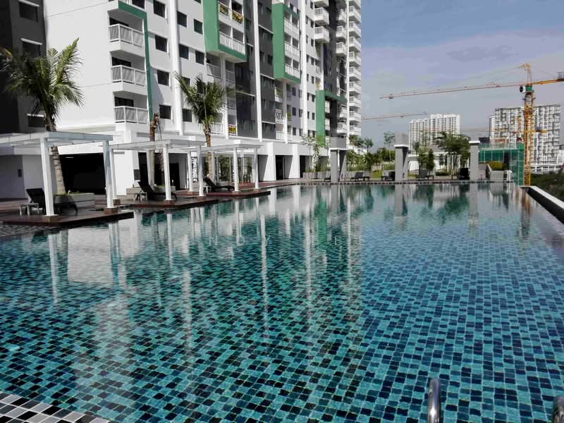 Service Residence for Rent at Alam Sanjung - Andy Tee - Infinity Swimming Pool - PropertyGuru.com.my