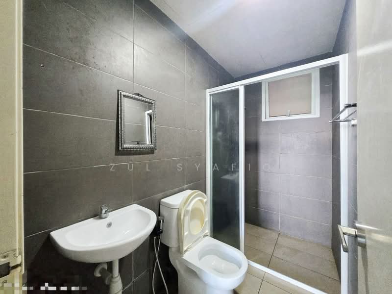 Condominium for Sale at Mutiara Ville - Zul Syafiq - Bathroom - PropertyGuru.com.my