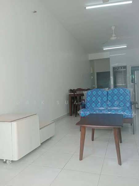 Pangsapuri untuk Disewa di The Rise Collection 3 - Gaik Suan Tan - Living Room - PropertyGuru.com.my