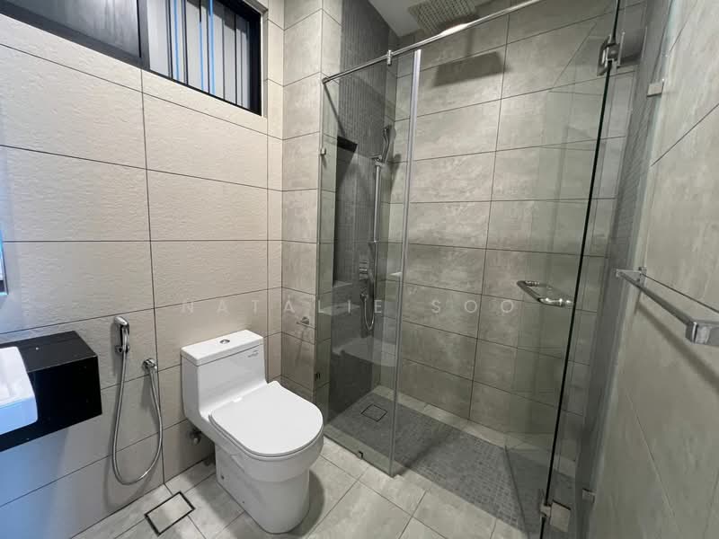 Service Residence for Sale at The Sentral Suites - Natalie Soo - Bathroom - PropertyGuru.com.my