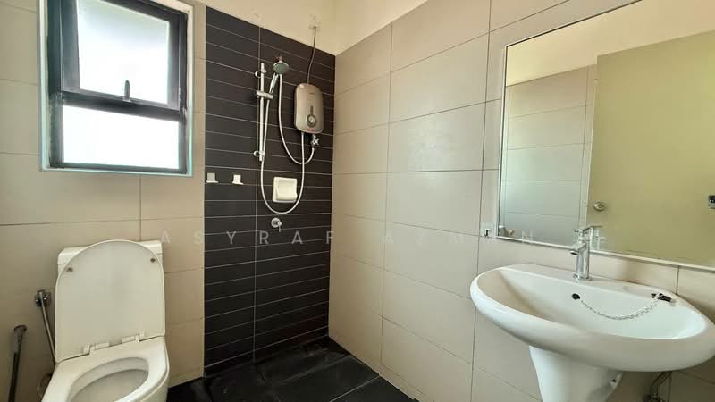 Lake Vista Residence (Tasik Vista Residen) untuk Untuk Dijual - RM 595,000, Mac 2026 - Bathroom - PropertyGuru.com.my