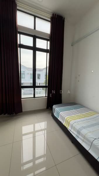 For Rent - Eco Tropics