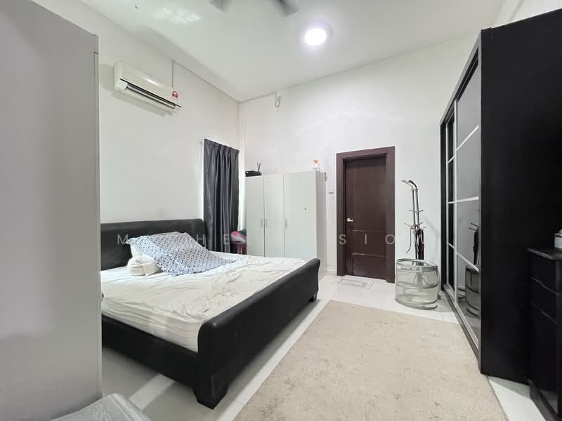 Bungalow for Sale in Bandar Mahkota Cheras (Cheras) - Michelle Siow - Bedroom - PropertyGuru.com.my