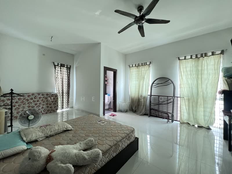Bungalow for Sale in Bandar Mahkota Cheras (Cheras) - Michelle Siow - Bedroom - PropertyGuru.com.my