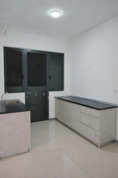 Service Residence for Sale at United Point (Residensi Berpadu) - Jayden Teo - Kitchen - PropertyGuru.com.my