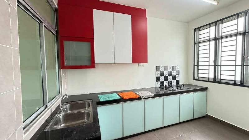 Apartment for Rent at East Bay (Seri Bayan) - Melinda Ee - Kitchen - PropertyGuru.com.my