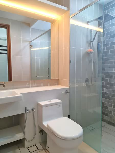 Queens Residences Q1 @ Queens Waterfront untuk Untuk Disewa - RM 4,400 /bulan, Apr 2026 - Bathroom - PropertyGuru.com.my