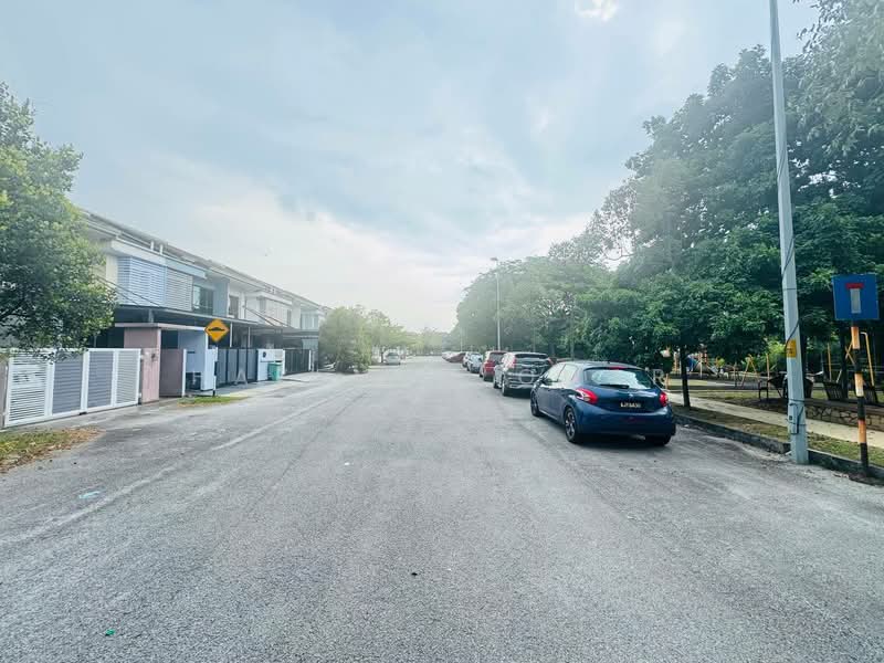[Corner Lot - 3338 sqft - Facing Open] 2-Storey Levena Bandar Bukit Raja untuk Untuk Dijual - RM 999,000, Apr 2026 - Exterior - PropertyGuru.com.my