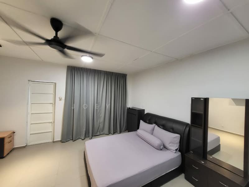 2-storey Terraced House for Rent in Taman Kuchai Jaya (Kuchai Lama) - Joey Wong - Bedroom - PropertyGuru.com.my