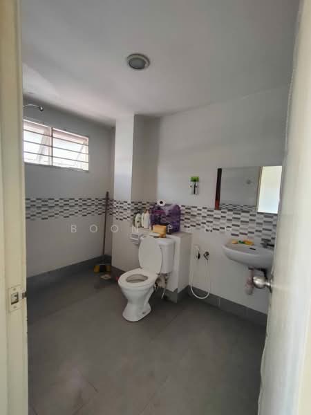 3-storey Terraced House for Sale in Bukit Jalil (Kuala Lumpur) - Boon Peng - Bathroom - PropertyGuru.com.my