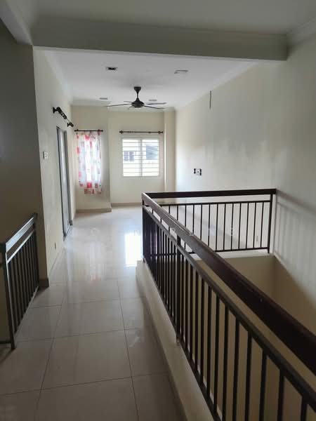 3-storey Terraced House for Sale in Bukit Jalil (Kuala Lumpur) - Boon Peng - Corridor - PropertyGuru.com.my