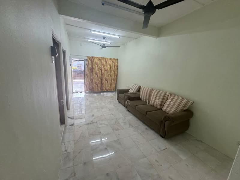 1-storey Terraced House for Sale in Taman Bemban Raya (Batu Gajah) - Dominic Leo - Living Room - PropertyGuru.com.my