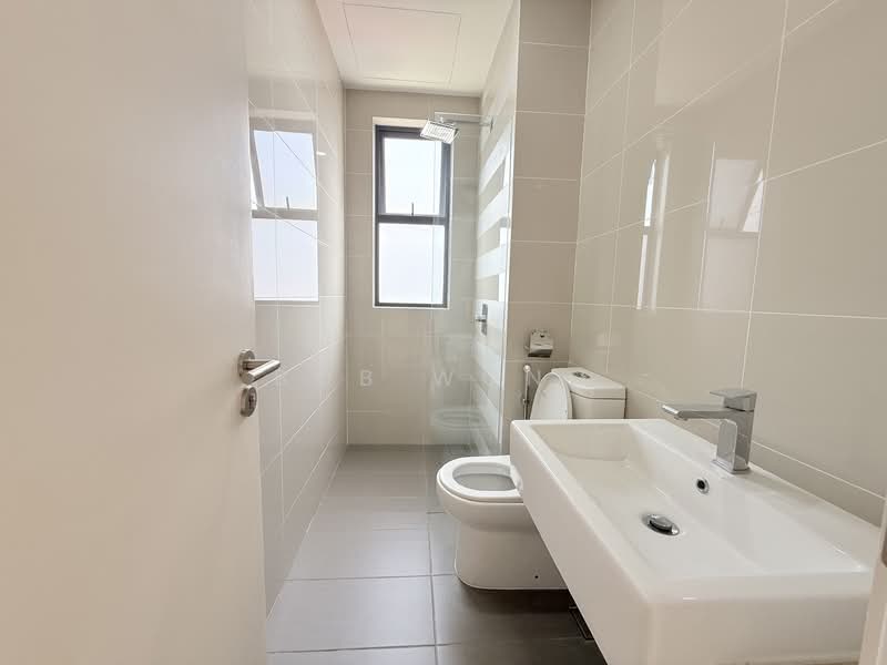 Service Residence for Sale at South View - Bob Wong - Bathroom - PropertyGuru.com.my