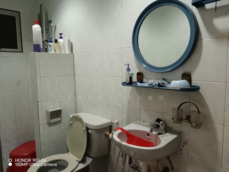 2-storey Terraced House for Sale in Kawasan 18 (Klang) - Teresa Teng - Bathroom - PropertyGuru.com.my