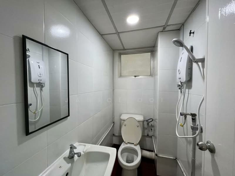 Condominium for Rent at N-Park Condominium - Janice Ooi - Bathroom - PropertyGuru.com.my