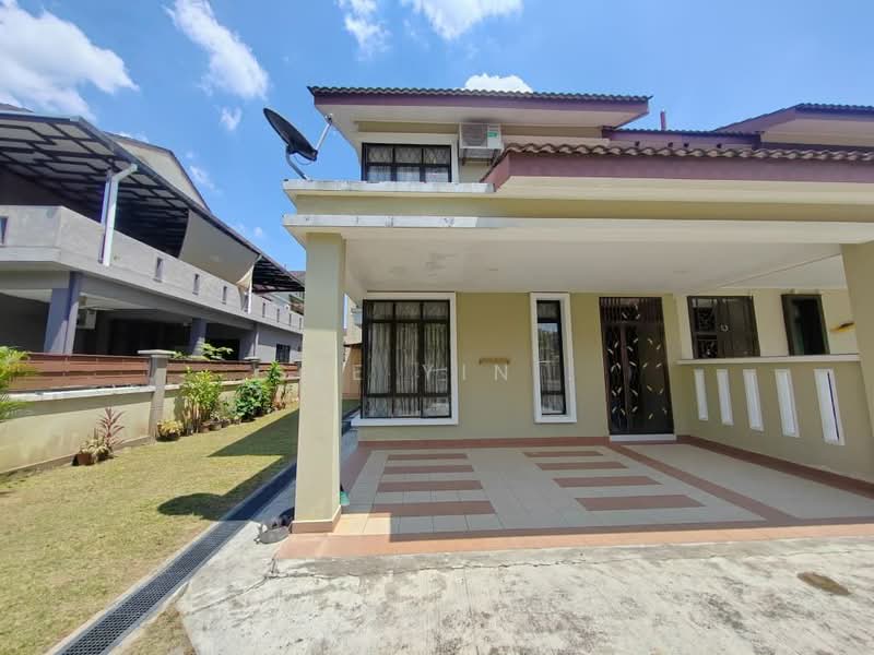Cluster House for Sale in Taman Seri Austin (Tebrau) - See Yin . - Exterior - PropertyGuru.com.my
