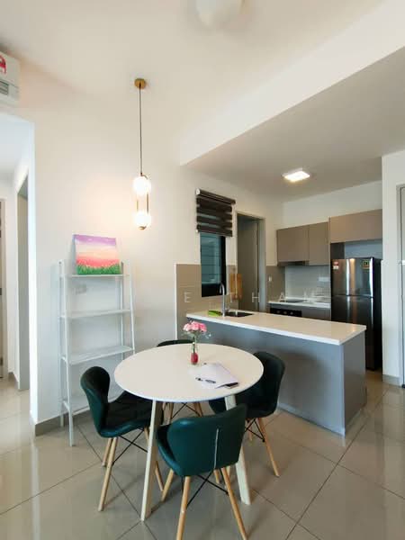 Service Residence for Sale at Citizen 2 - Grace Tham - Dining Room - PropertyGuru.com.my