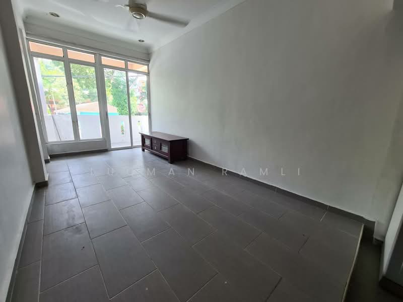2-storey Terraced House for Sale in Taman Sungai Jati Permai (Klang) - Luqman Ramli - Living Room - PropertyGuru.com.my