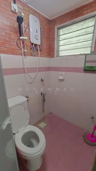 Condominium for Rent at Sri Hijau - Muhammad Faiz - Bathroom - PropertyGuru.com.my