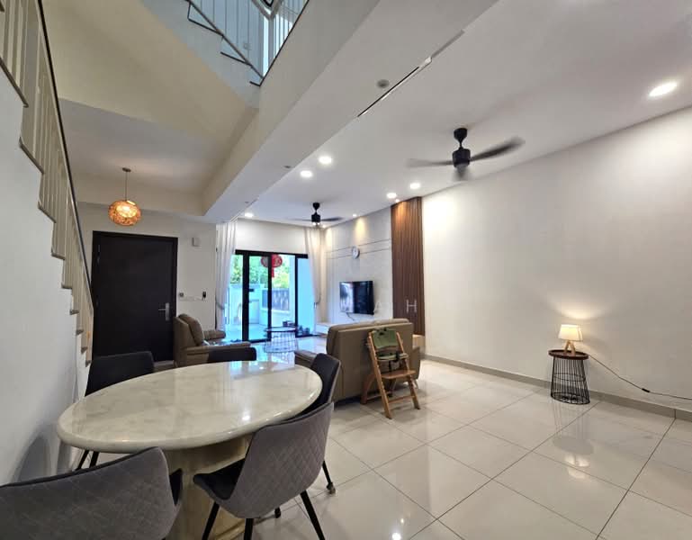 3-storey Terraced House for Sale in Tropicana Cheras (Cheras) - KK Sah - Living Room - PropertyGuru.com.my