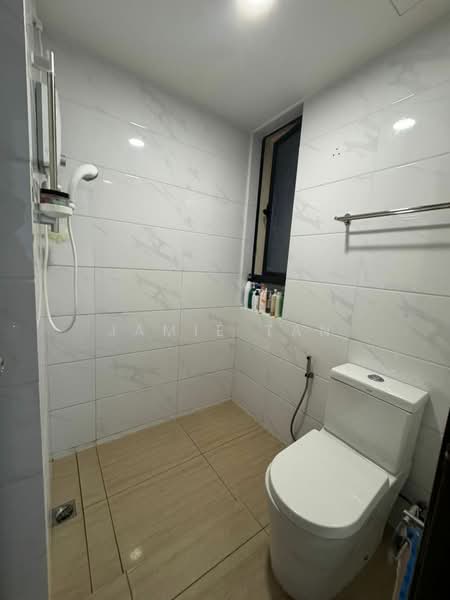 Service Residence for Sale at Country Garden Central Park - Jamie Tan - Bathroom - PropertyGuru.com.my