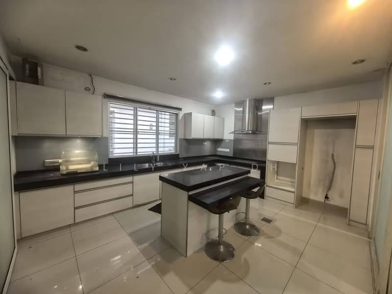 Kota Kemuning untuk Untuk Dijual - RM 738,000, Apr 2026 - Kitchen - PropertyGuru.com.my