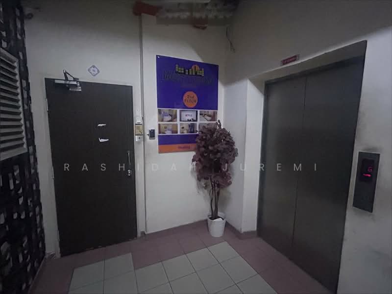 Shop / Office for Sale in Cheras (Kuala Lumpur) - Rashidah Juremi - Corridor - PropertyGuru.com.my