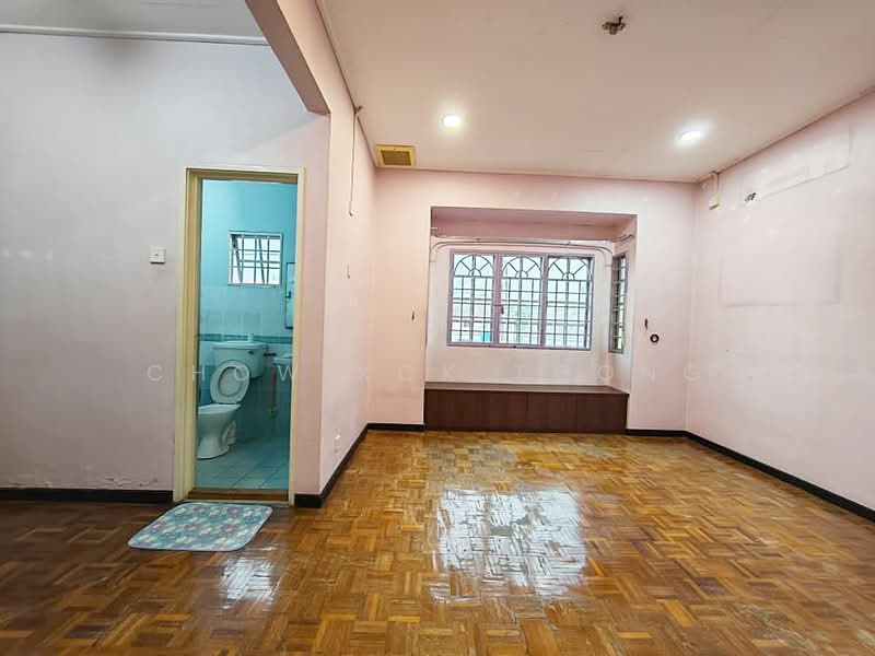 2-storey Terraced House for Sale in Taman Putra Prima (Puchong) - Chow Kok Toong - Bathroom - PropertyGuru.com.my