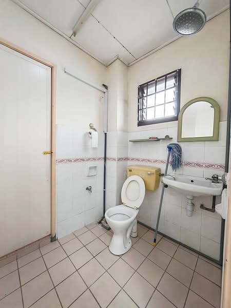 2-storey Terraced House for Sale in Taman Putra Prima (Puchong) - Chow Kok Toong - Bathroom - PropertyGuru.com.my