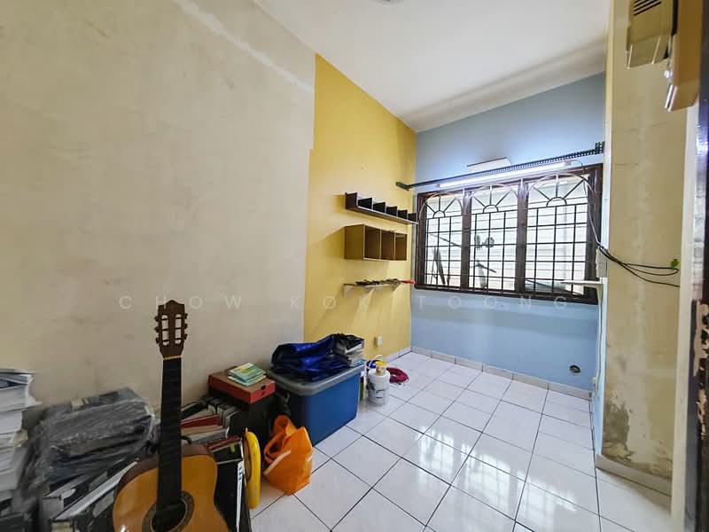 2-storey Terraced House for Sale in Taman Putra Prima (Puchong) - Chow Kok Toong - Study - PropertyGuru.com.my