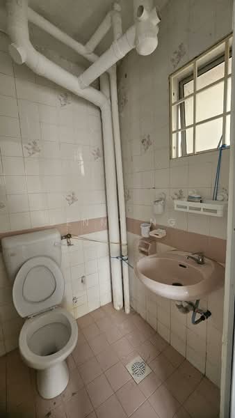 Condominium for Rent at Genting Court Condominium - Jenny Ng - Bathroom - PropertyGuru.com.my