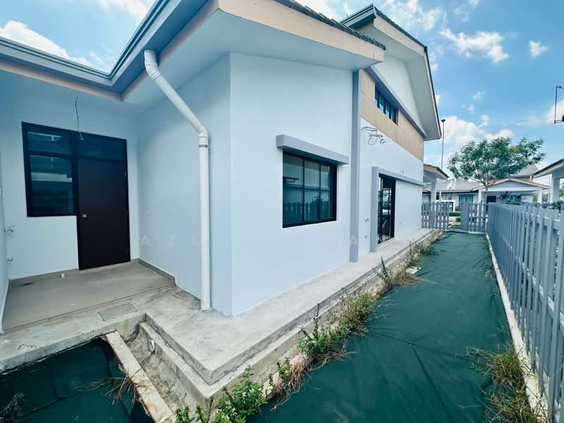 For Sale - SEMI D NUSA CINTA SETIA FONTAINES