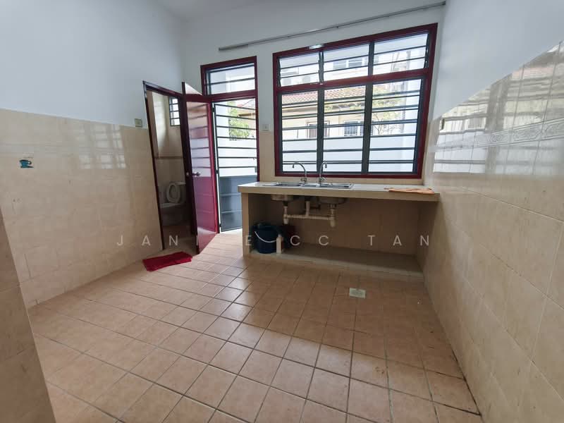 2-storey Terraced House for Rent in Bandar Puteri Puchong (Puchong) - Janice CC Tan - Kitchen - PropertyGuru.com.my