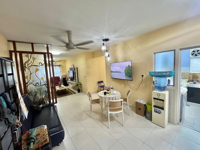 Apartment for Sale at De Bayu - Wan Azlan Ahmad - PropertyGuru.com.my