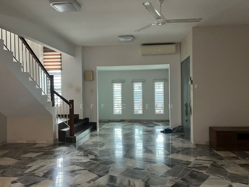 2-storey Terraced House for Sale in Semenyih (Selangor) - Jeff Cheah - Living Room - PropertyGuru.com.my