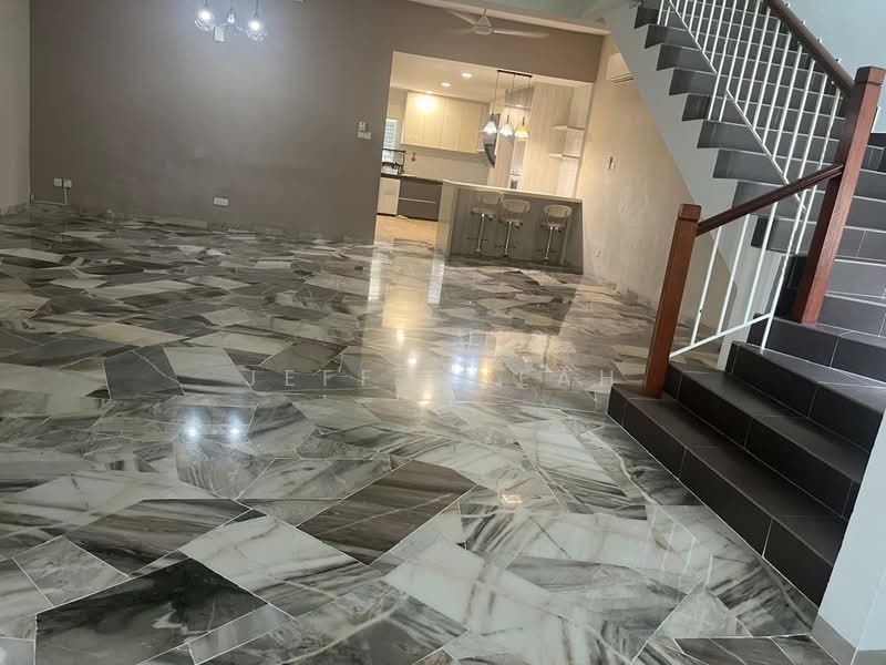 2-storey Terraced House for Sale in Semenyih (Selangor) - Jeff Cheah - Living Room - PropertyGuru.com.my