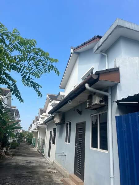 2-storey Terraced House for Sale in Semenyih (Selangor) - Jeff Cheah - Exterior - PropertyGuru.com.my