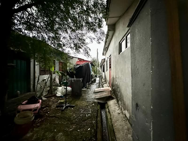 Rumah Teres 2 Tingkat untuk Dijual di Taman Medan (Petaling Jaya) - Joey Wong - Exterior - PropertyGuru.com.my