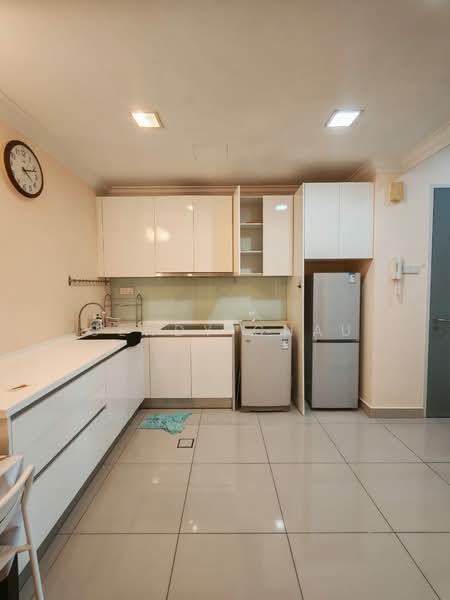 Tropez Residences untuk Untuk Disewa - RM 1,850 /bulan, Apr 2026 - Kitchen - PropertyGuru.com.my