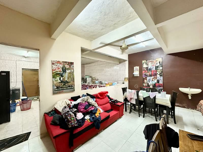 2-storey Terraced House for Sale in Taman Medan (Petaling Jaya) - Joey Wong - Living Room - PropertyGuru.com.my