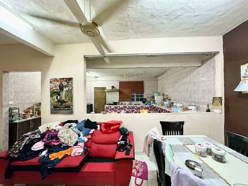 2-storey Terraced House for Sale in Taman Medan (Petaling Jaya) - Joey Wong - Living Room - PropertyGuru.com.my