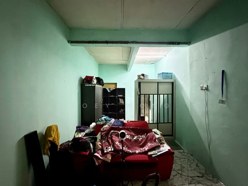 2-storey Terraced House for Sale in Taman Medan (Petaling Jaya) - Joey Wong - Living Room - PropertyGuru.com.my