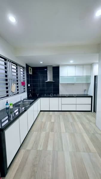 Taman Bukit Juru untuk Untuk Dijual - RM 628,000, Apr 2026 - Kitchen - PropertyGuru.com.my