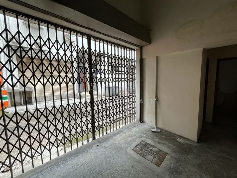 Taman Desa Cemerlang untuk Untuk Disewa - RM 3,800 /bulan, Apr 2026 - Entrance - PropertyGuru.com.my