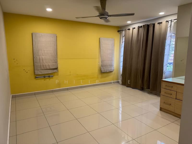 Semi-Detached House for Sale in Sungai Buloh (Selangor) - Philip Lee - Bedroom - PropertyGuru.com.my
